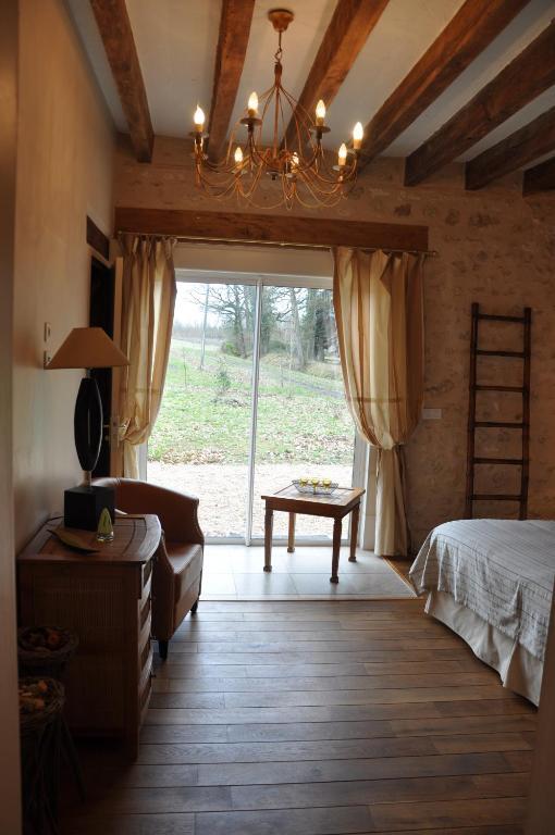 Les Pierres D'Aurele Chambres D'Hotes แซ็งต์-จอร์จ-ซูร์-แชร์ ห้อง รูปภาพ